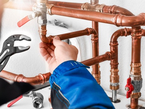 Évitez les dégâts avec la réparation fuites de bâtiment